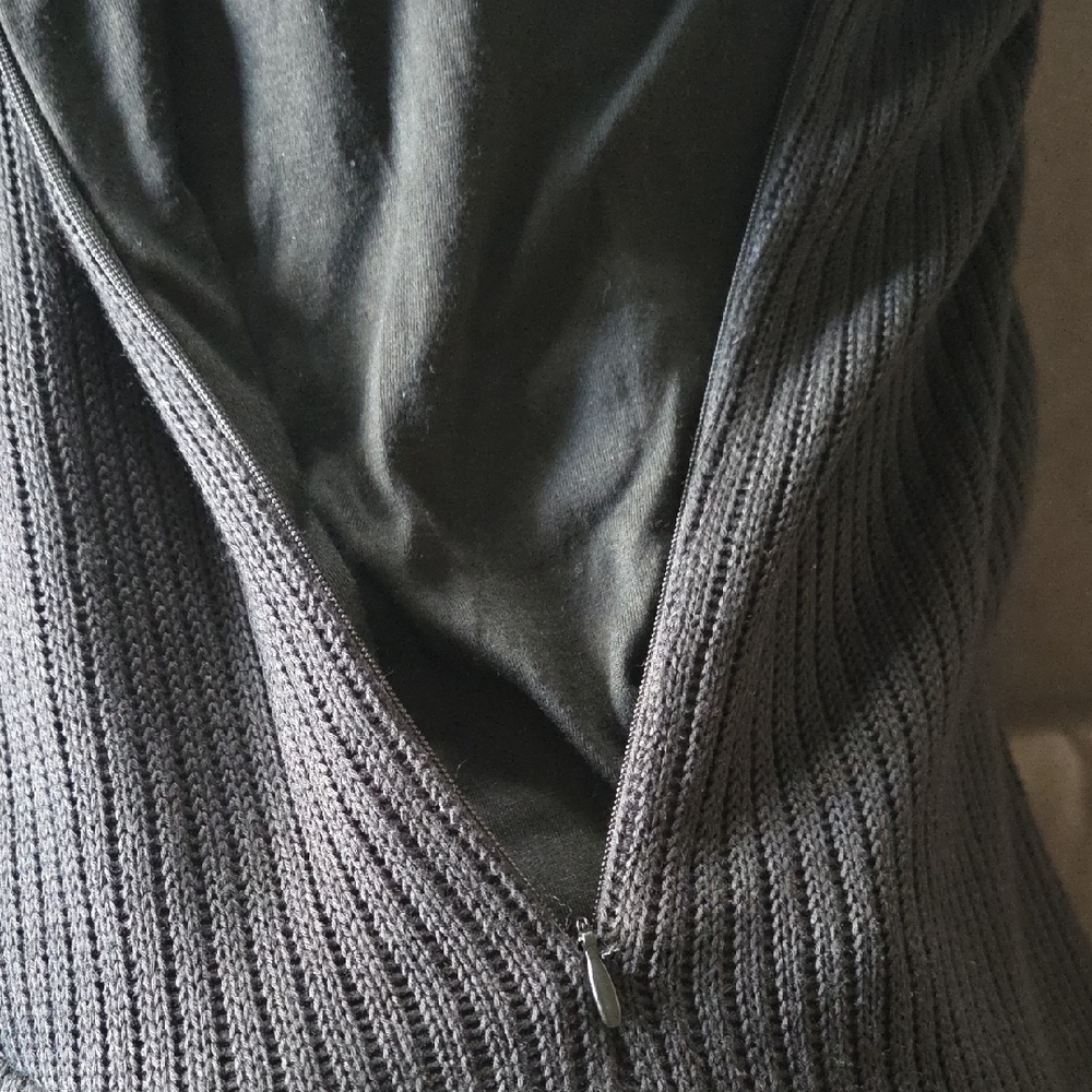 Du Paradis Long Sleeve Rib Maxi Dress - Picture 9 of 10